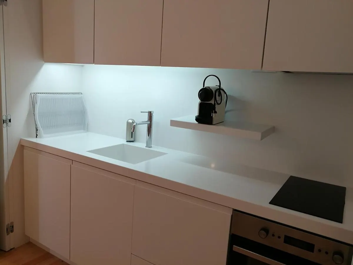 Chiado Downtown Apartment Lisbon 0*,