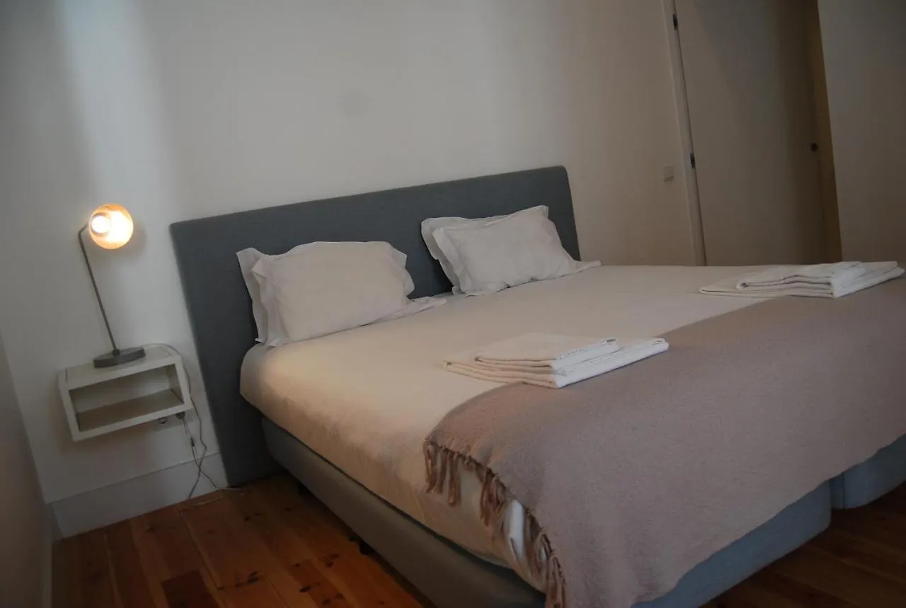 Chiado Downtown Apartment Lisbon 0*,