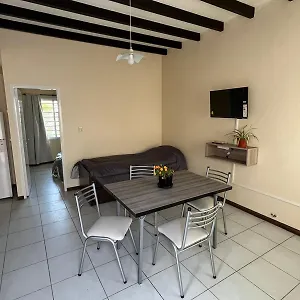 https://apt-hudsons-aparments-i.hotelsmendoza.com